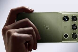 Motorola Signature 27 Debuts with Snapdragon 8 Elite Extreme Gen 6 at Snapdragon Summit