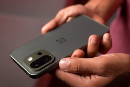 OnePlus 13s Debuts Top End 16GB RAM and 512GB Storage Model in India