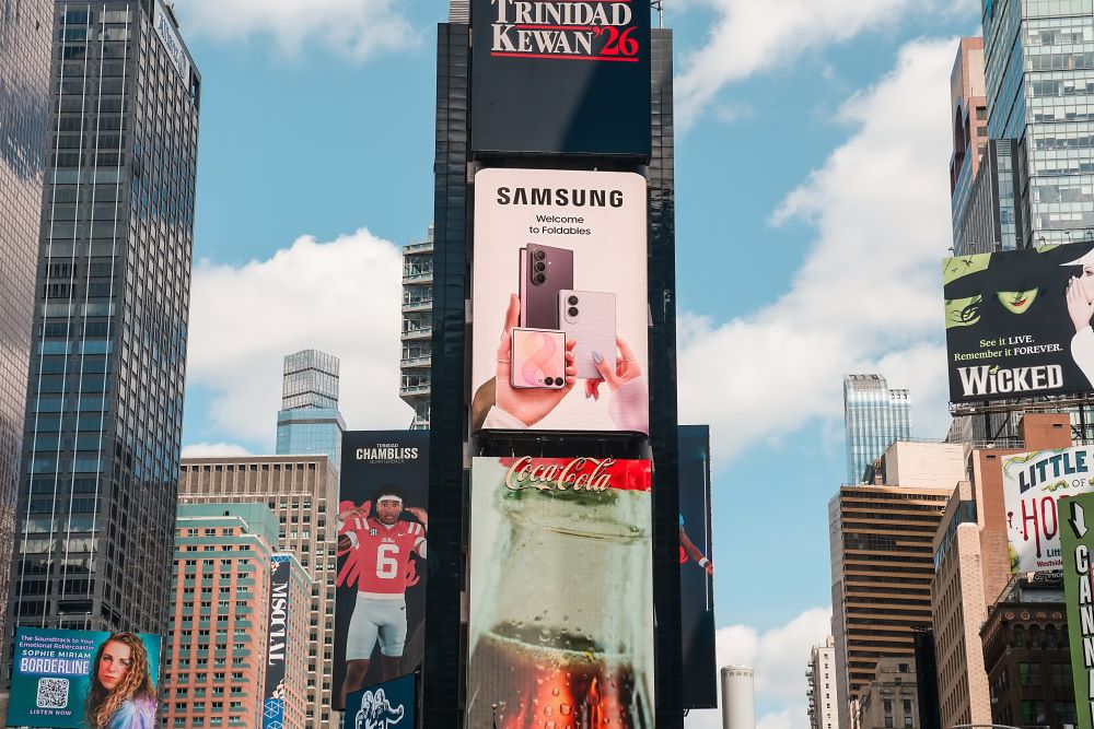 Samsung Expands Global Presence With Galaxy Z8 Series Display Drive 2 Samsung Expands Global Presence With Galaxy Z8 Series Display Drive