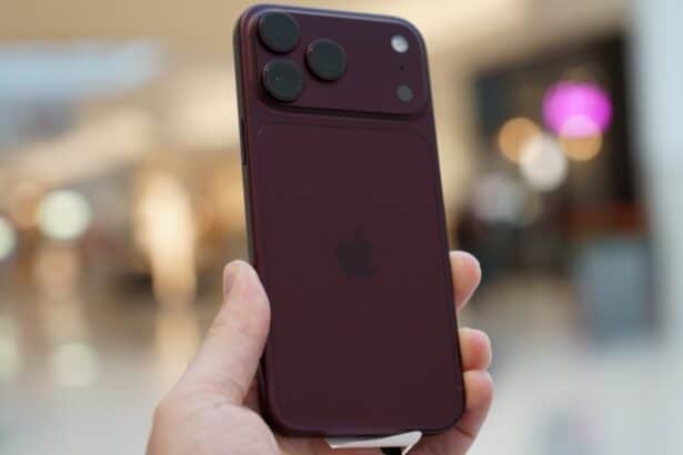 Teardown Confirms US iPhone 18 Pro Max Lacks Apple C2 Modem