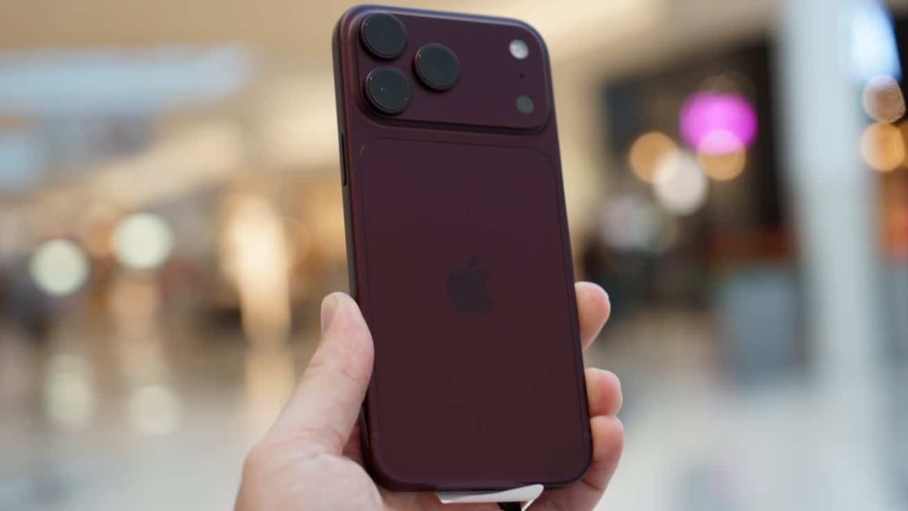 Teardown Confirms US iPhone 18 Pro Max Lacks Apple C2 Modem
