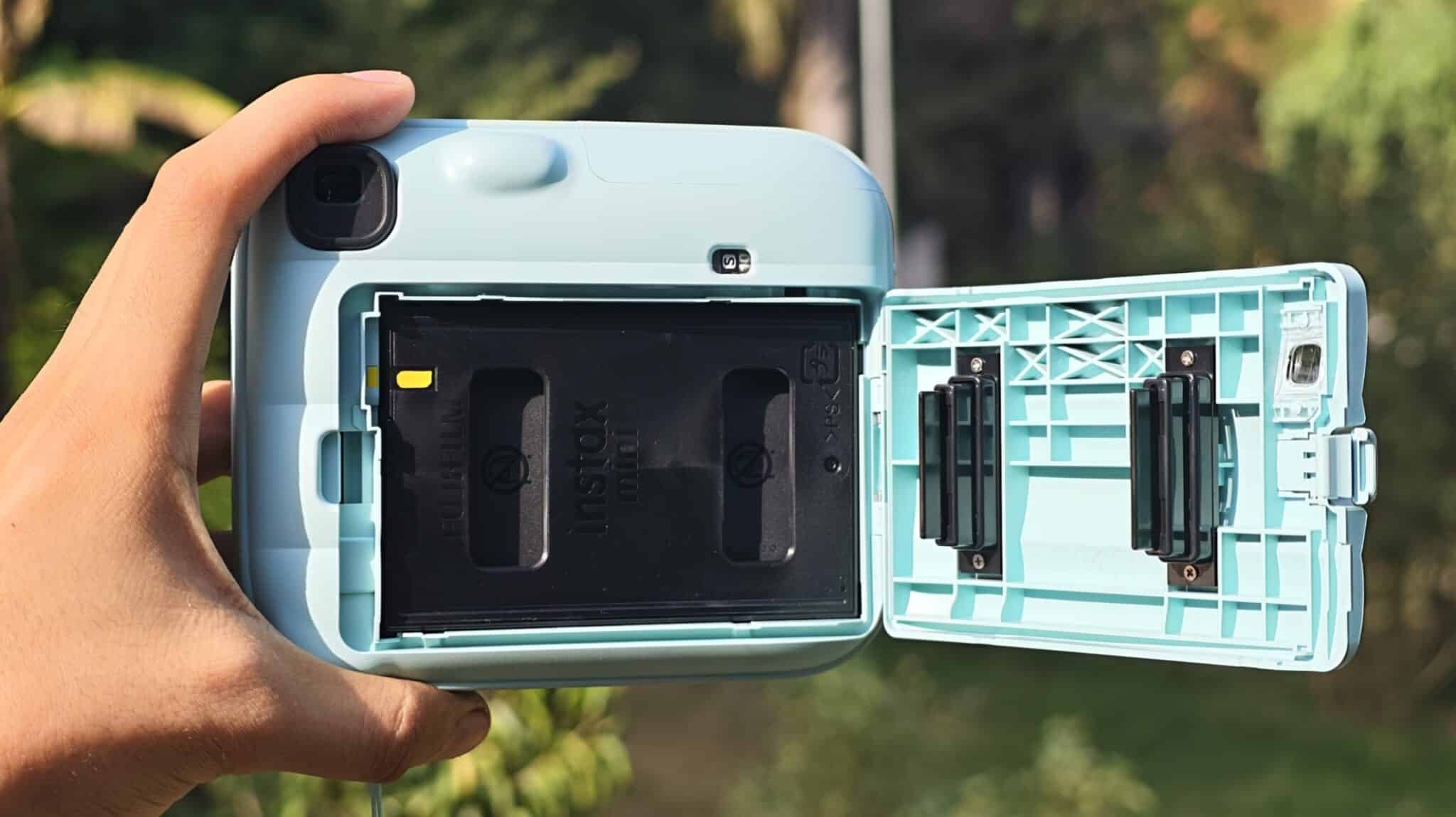 Fujifilm Instax Mini 13 Review: Is It Worth ₹7,999 in India? 6 Fujifilm Instax Mini 13 Review: Is It Worth ₹7,999 in India?