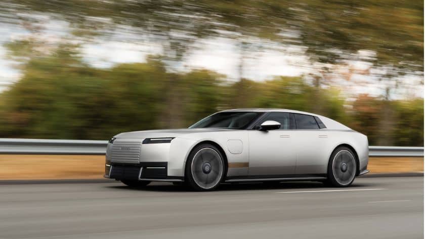 Jaguar Unveils Type 01 Four-Door Electric GT with 720 Km Range and Missing Rear Glass