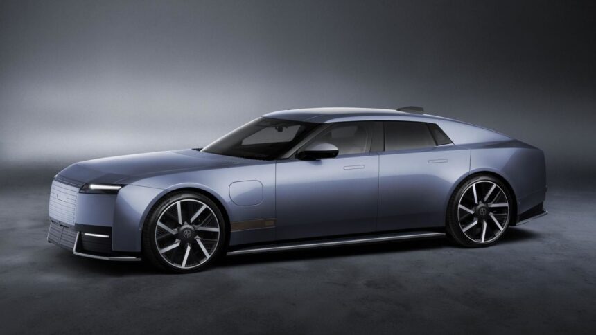 Jaguar Unveils Type 01 Four-Door Electric GT with 720 Km Range and Missing Rear Glass