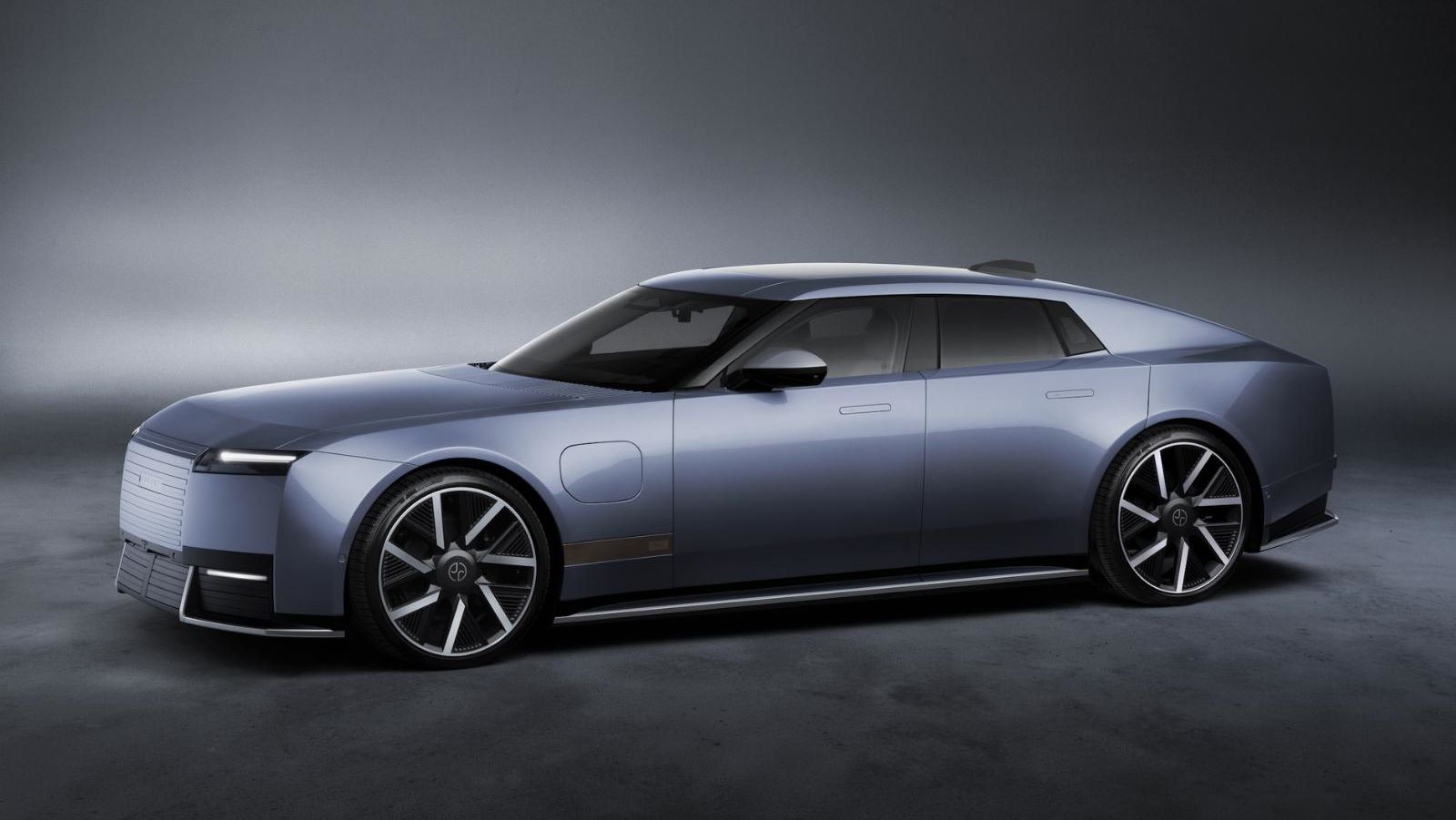 Jaguar Unveils Type 01 Four-Door Electric GT with 720 Km Range and Missing Rear Glass