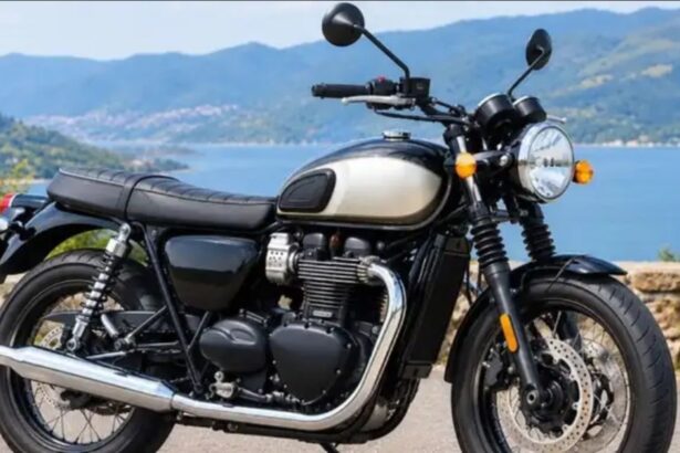 Triumph Motorcycles Set to Reveal Bonneville 400 on October 6